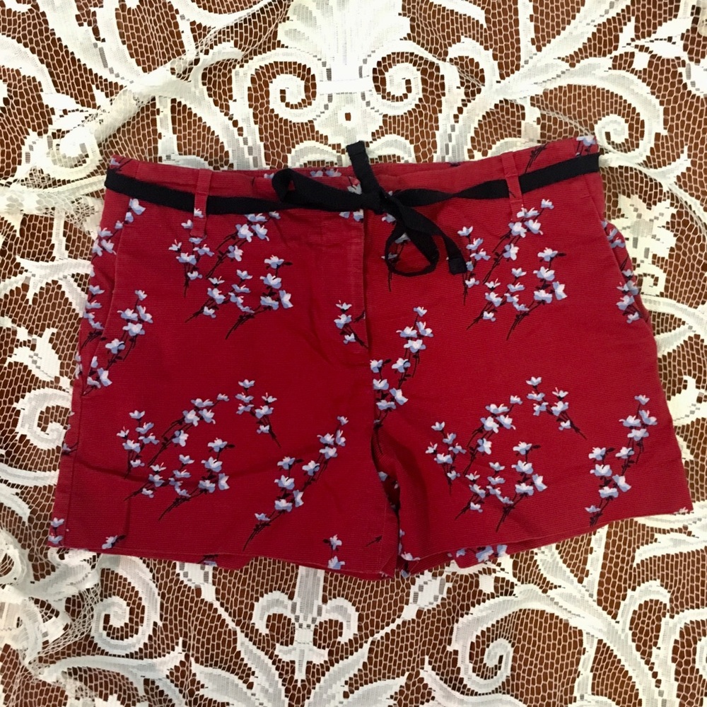 •LOFT• red, floral shorts